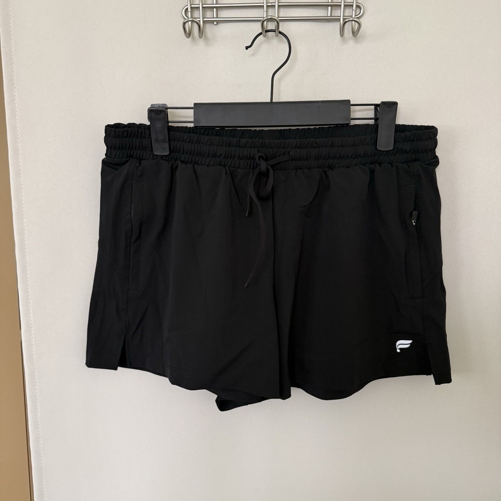 Fabletics Womens Medium Black Athletic Gym Casual Shorts Athleisure